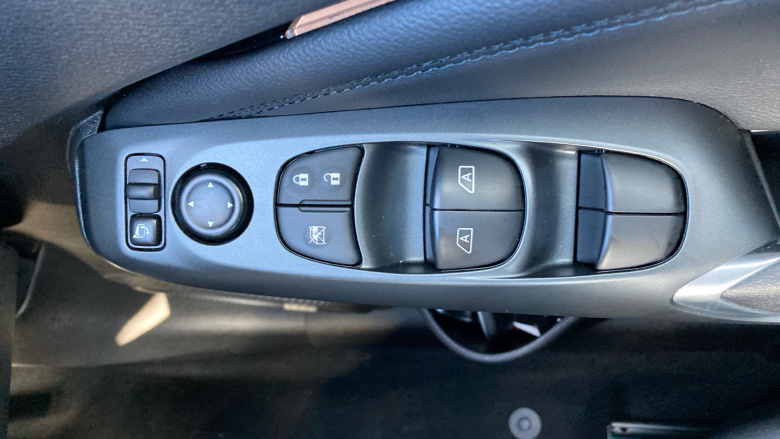 Nissan Juke 1.6 Hybrid N-Connecta 5dr Auto Hybrid Hatchback